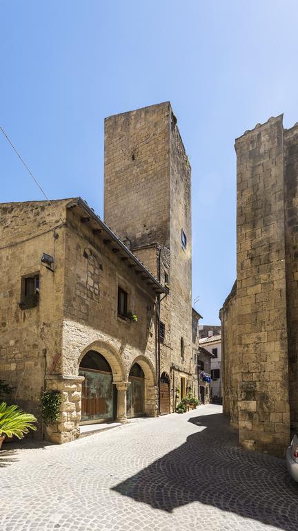 Palazzo Castelleschi Villa Tarquinia Eksteriør bilde